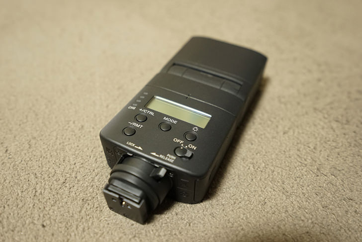 OZPAの表4 | ミラーレスカメラα7用にソニー フラッシュ「HVL-F32M」を